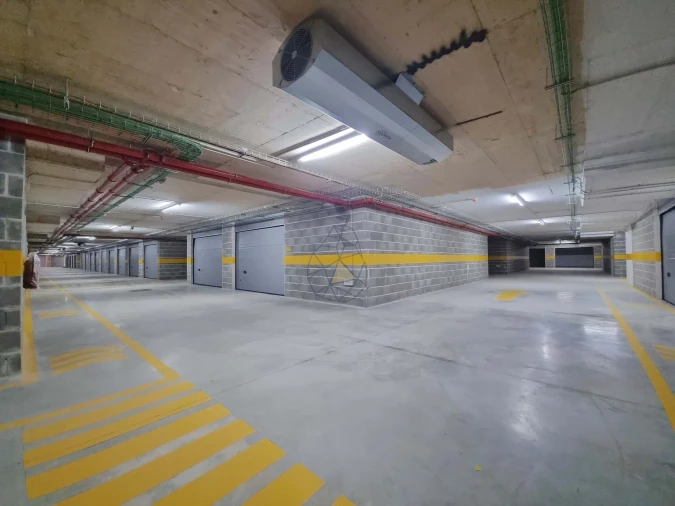 Garagem para Arrendamento em Portimão Foto 11