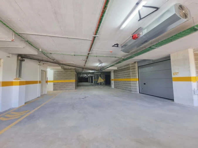 Garagem para Arrendamento em Portimão Foto 18