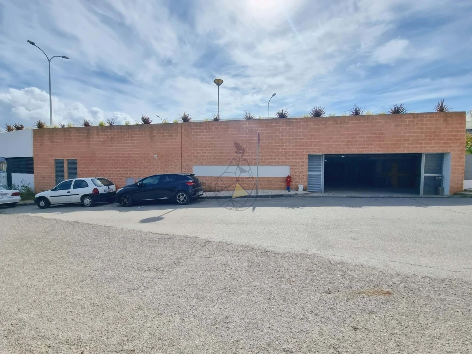 Garagem para Arrendamento em Portimão Foto 16