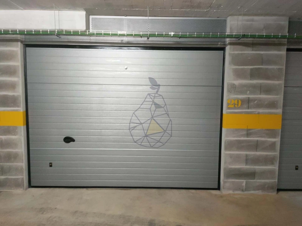 Garagem para Arrendamento em Portimão Foto 1