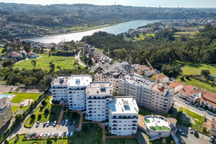 Apartamento T3 para Venda em Gondomar (São Cosme), Valbom e Jovim Foto 41