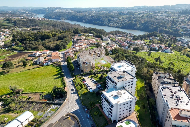 Apartamento T3 para Venda em Gondomar (São Cosme), Valbom e Jovim Foto 43