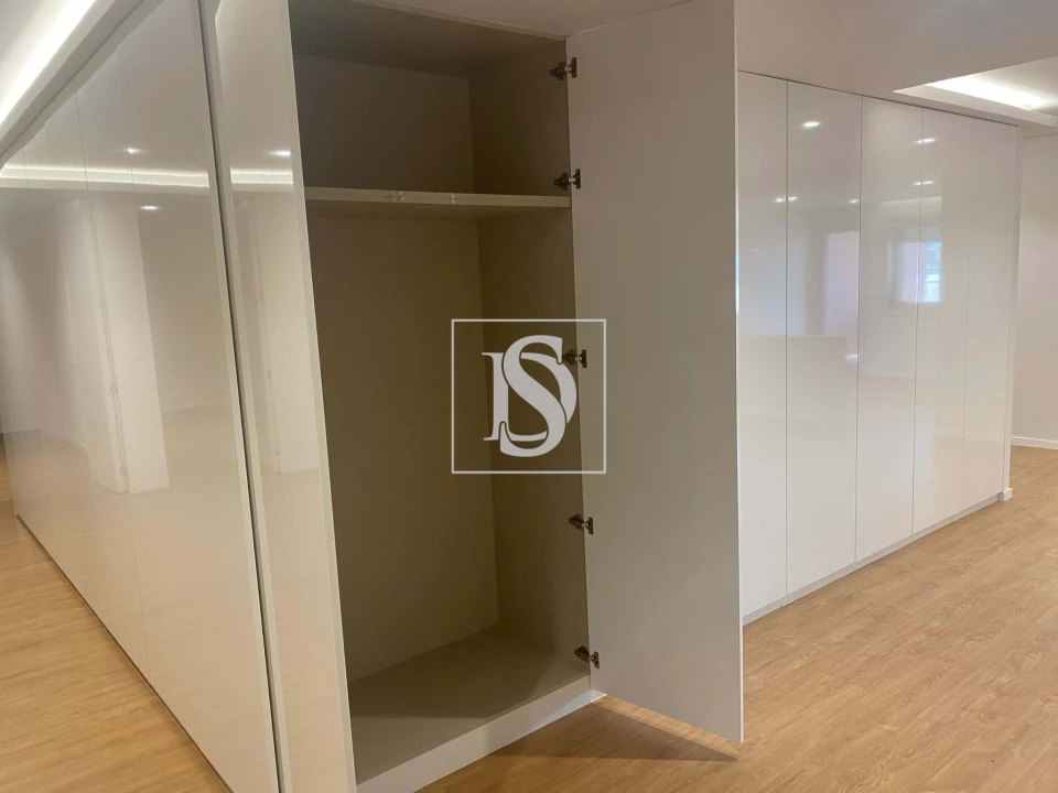 Apartamento T3 para Venda em Arcozelo Foto 10