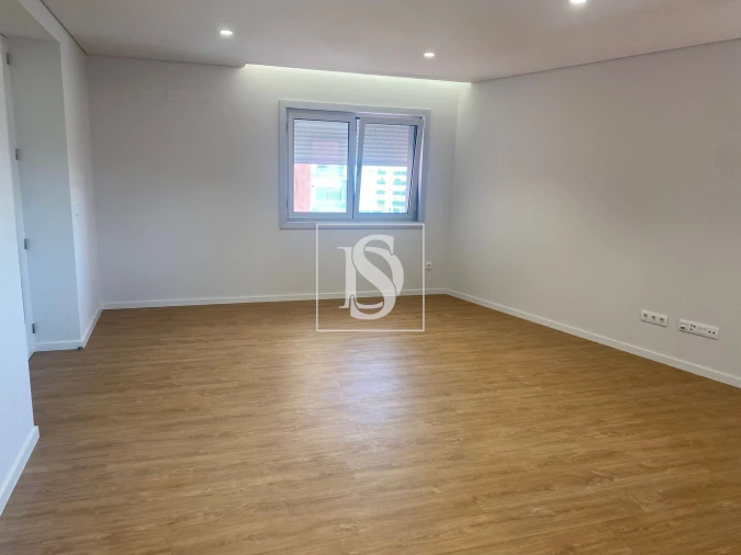 Apartamento T3 para Venda em Arcozelo Foto 7