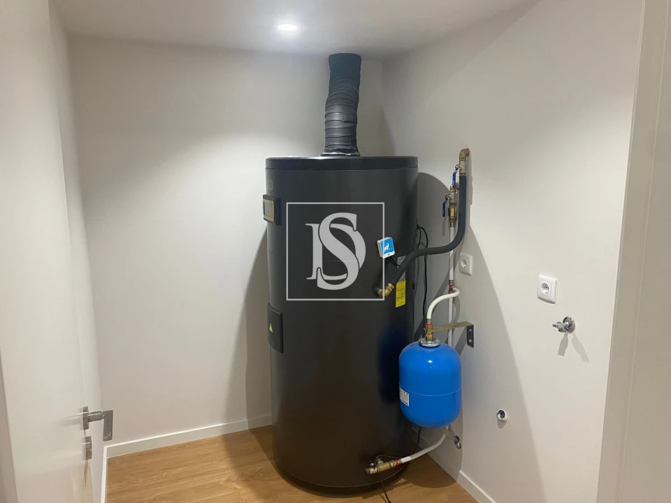 Apartamento T3 para Venda em Arcozelo Foto 20