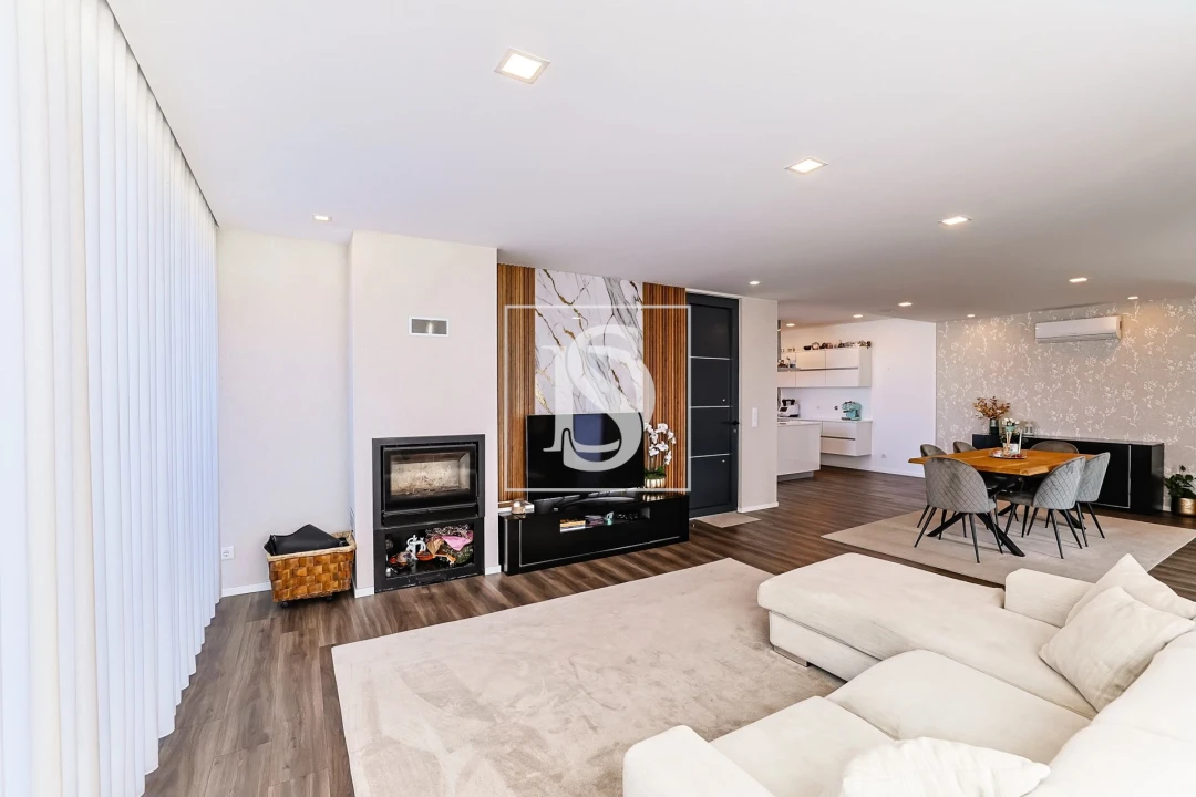 Moradia T3 para Venda em Tamel (São Verissimo) Foto 14