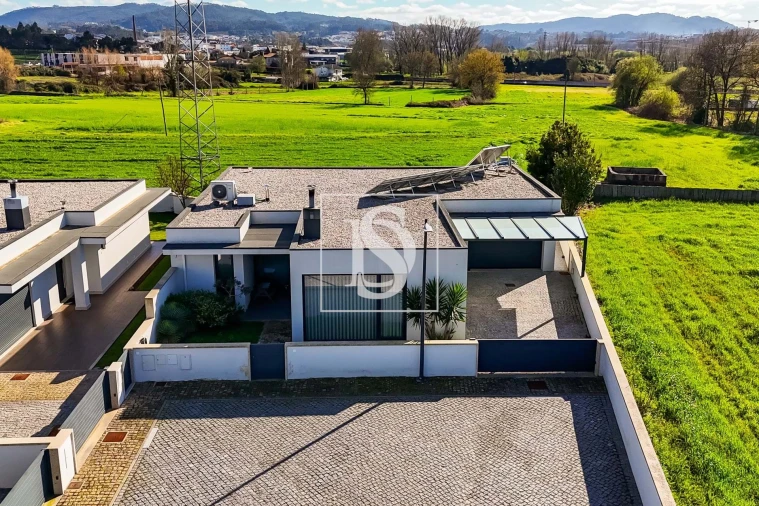 Moradia T3 para Venda em Tamel (São Verissimo) Foto 9