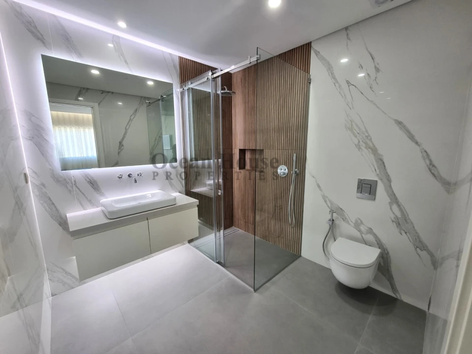 Apartamento T2 para Venda em Quarteira Foto 19