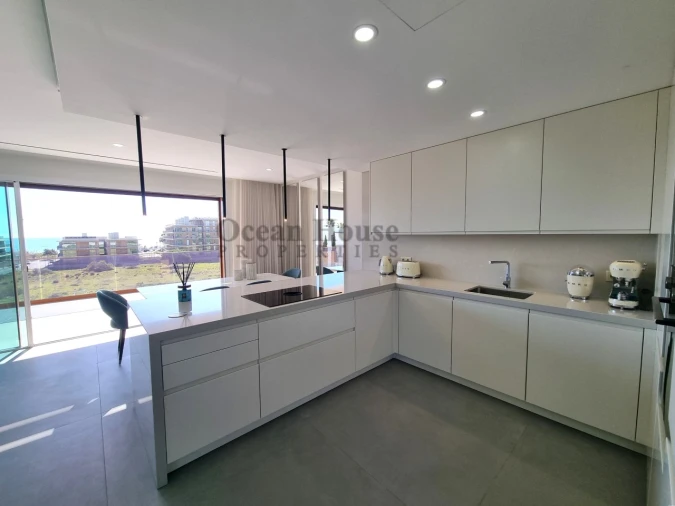 Apartamento T2 para Venda em Quarteira Foto 7