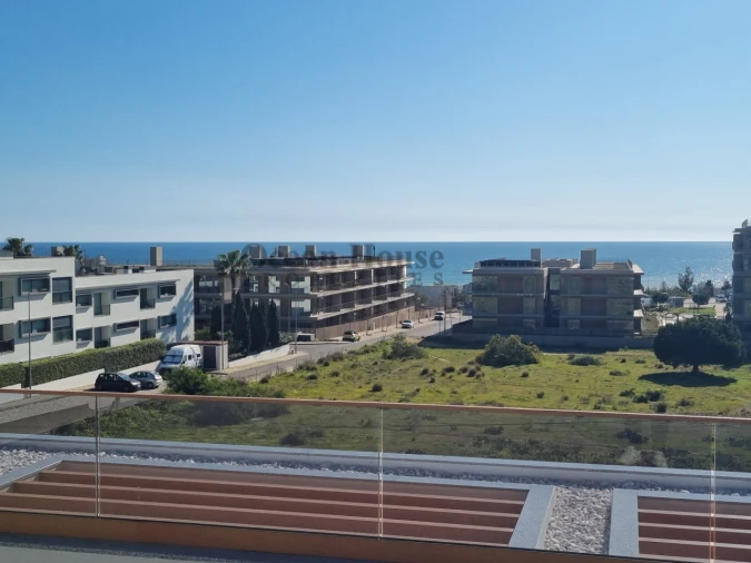 Apartamento T2 para Venda em Quarteira Foto 25