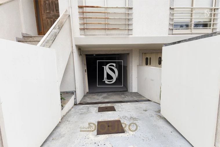 Terreno para Venda em Santa Marinha e São Pedro da Afurada Foto 33