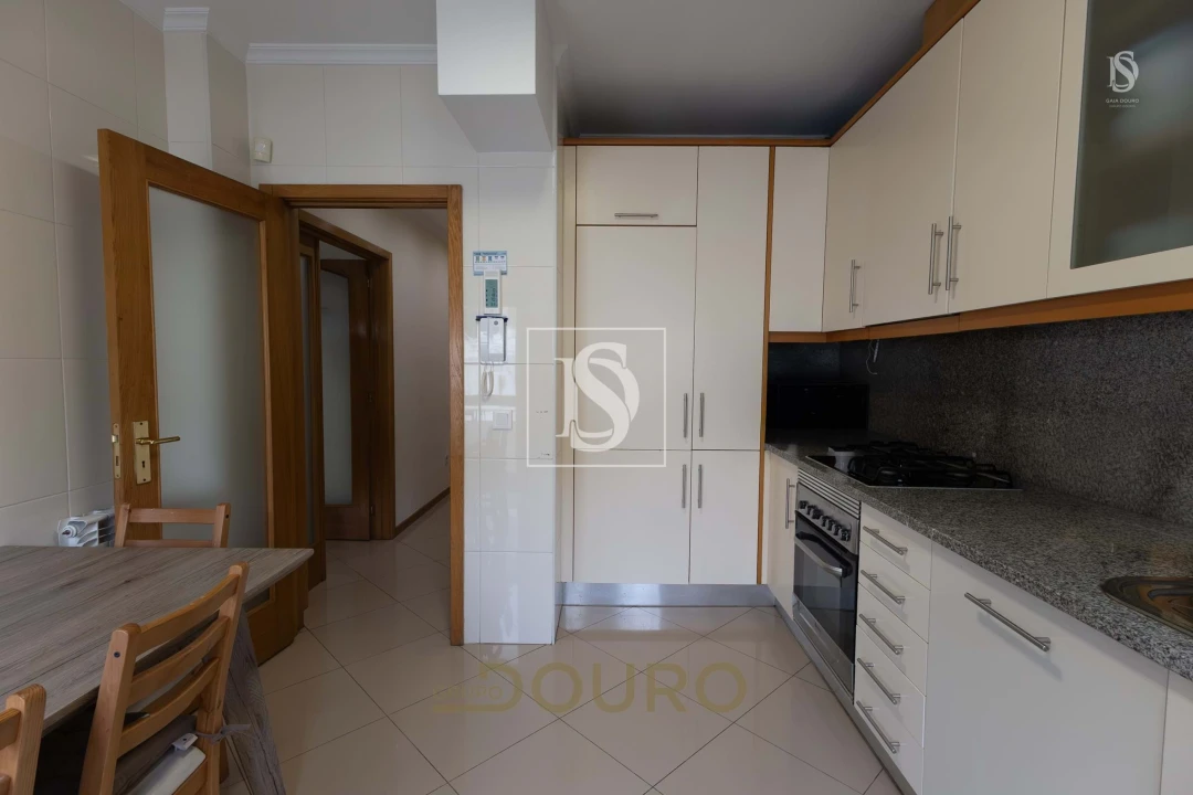 Terreno para Venda em Santa Marinha e São Pedro da Afurada Foto 10