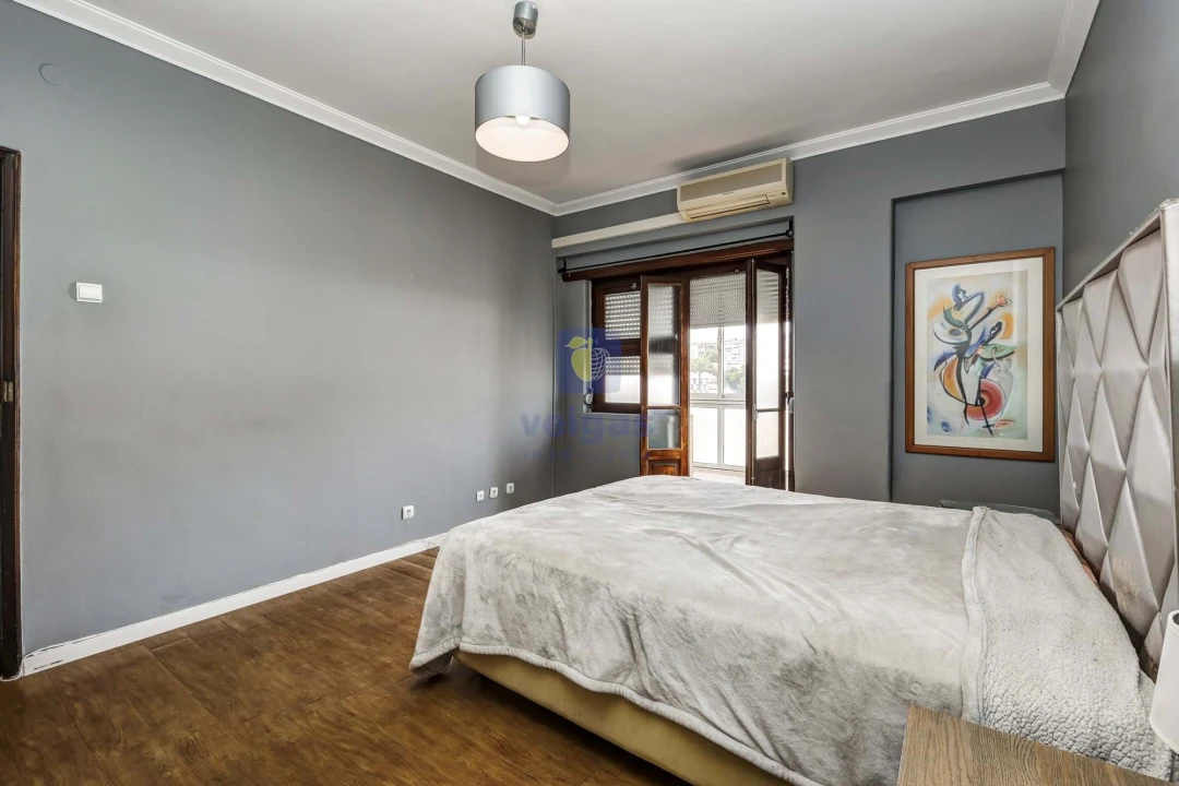 Apartamento T3 para Venda em Agualva e Mira-Sintra Foto 5