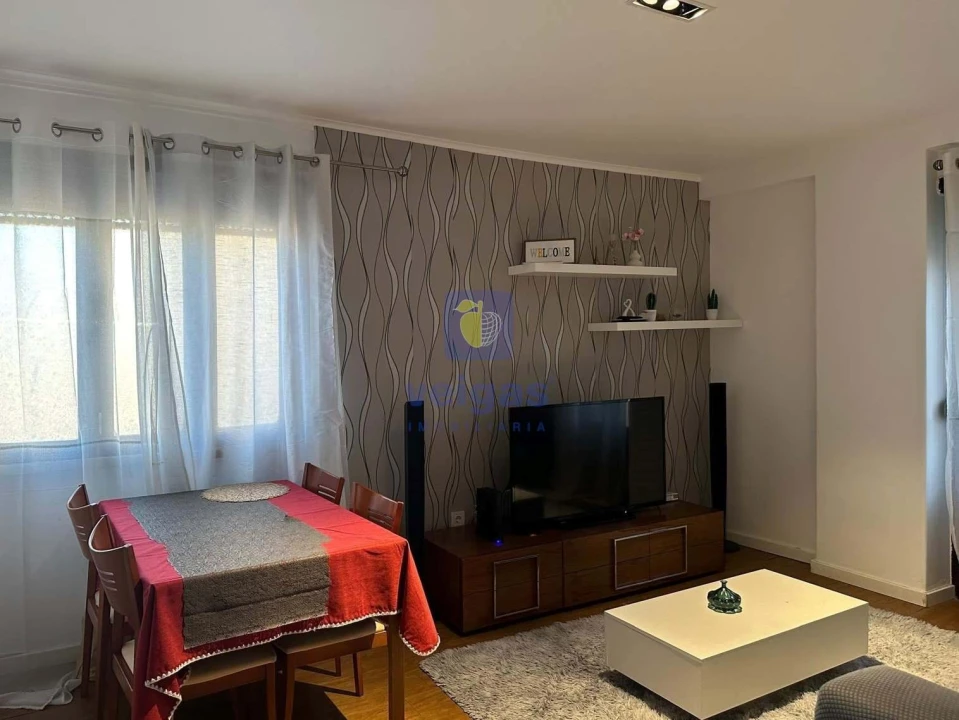 Apartamento T3 para Venda em Agualva e Mira-Sintra Foto 3