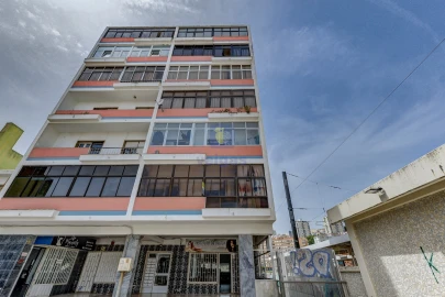 Apartamento T3 para Venda em Agualva e Mira-Sintra