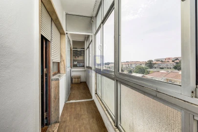 Apartamento T3 para Venda em Agualva e Mira-Sintra