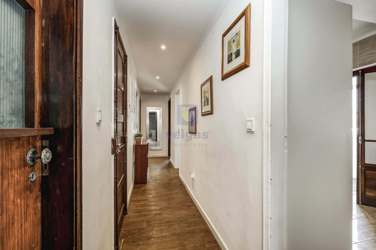 Apartamento T3 para Venda em Agualva e Mira-Sintra Foto 13