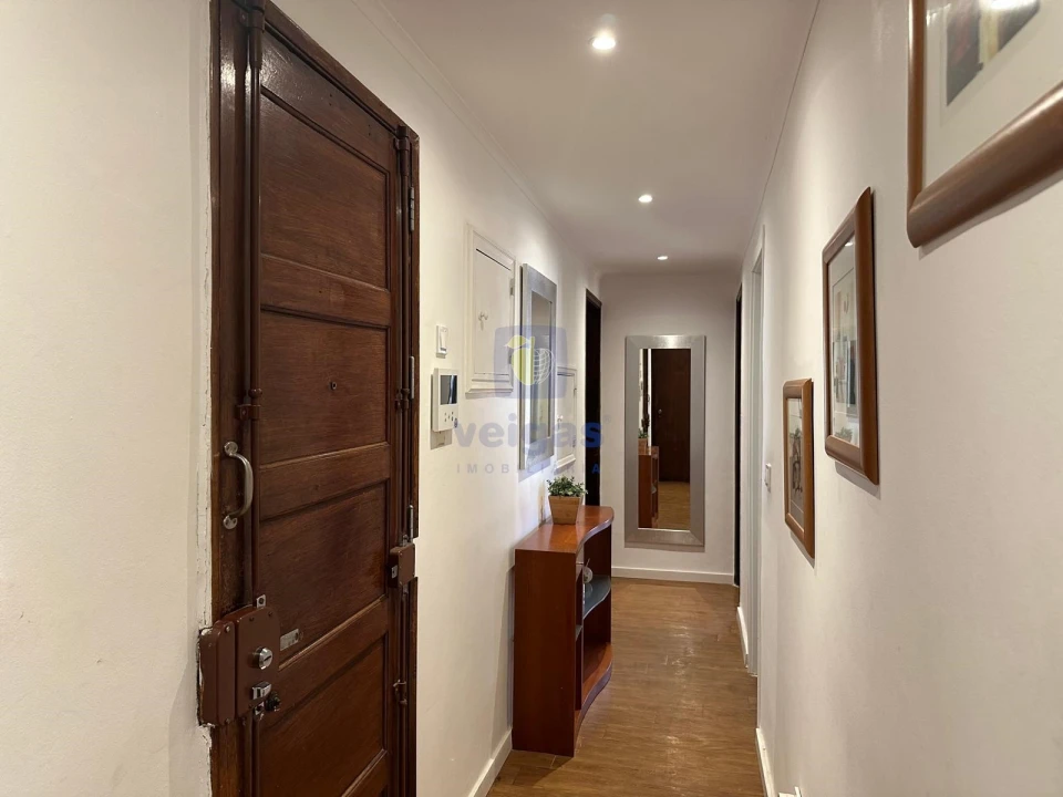 Apartamento T3 para Venda em Agualva e Mira-Sintra Foto 17