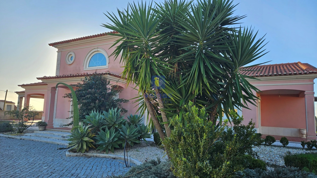 Moradia T4 para Venda em A dos Francos Foto 4