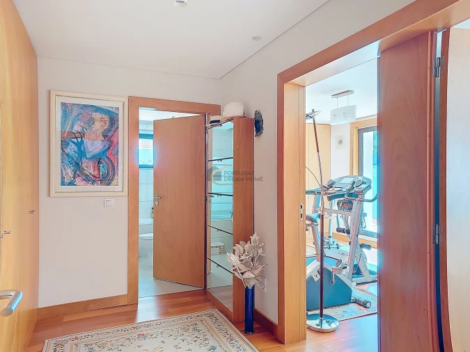 Moradia T4 para Venda em Guia Foto 15