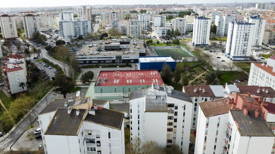 Apartamento T3 para Venda em Corroios Foto 18