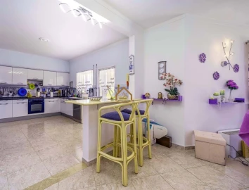 Moradia T3 para Venda em Mexilhoeira Grande