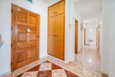 Moradia T3 para Venda em Mexilhoeira Grande