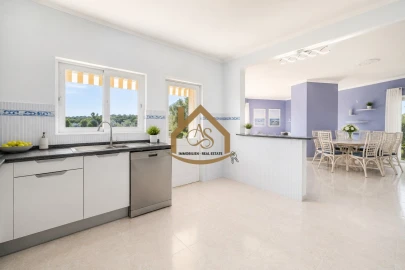 Moradia T3 para Venda em Mexilhoeira Grande