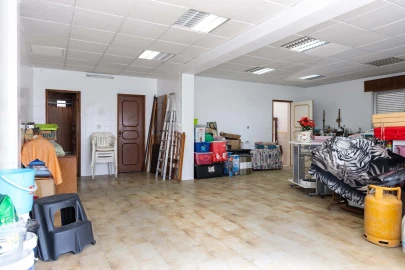 Moradia T4 para Venda em Olhão