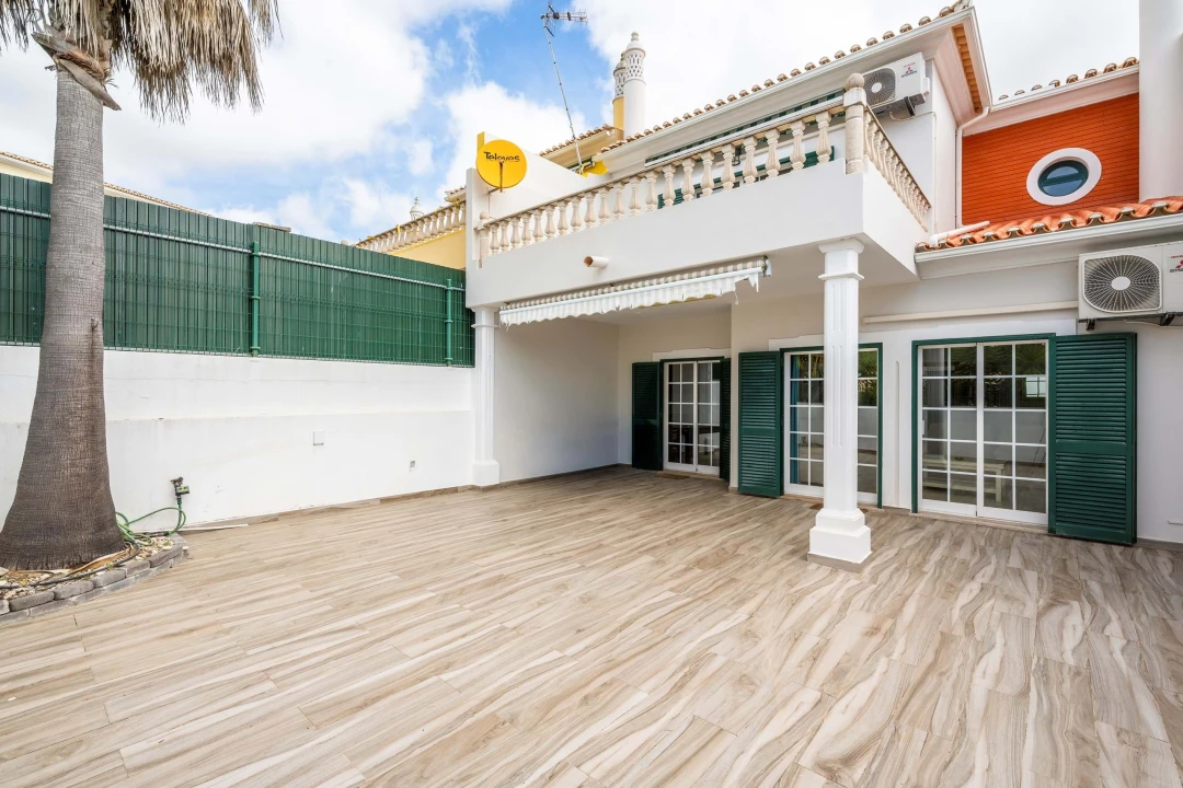 Moradia T3 para Venda em São Silvestre Foto 8