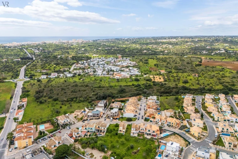 Moradia T3 para Venda em São Silvestre Foto 26