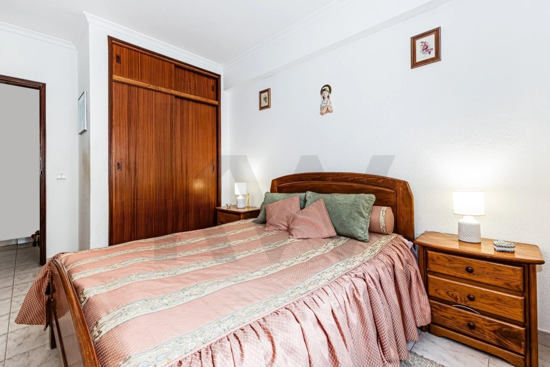 Apartamento T2 para Venda em Armação de Pera Foto 9