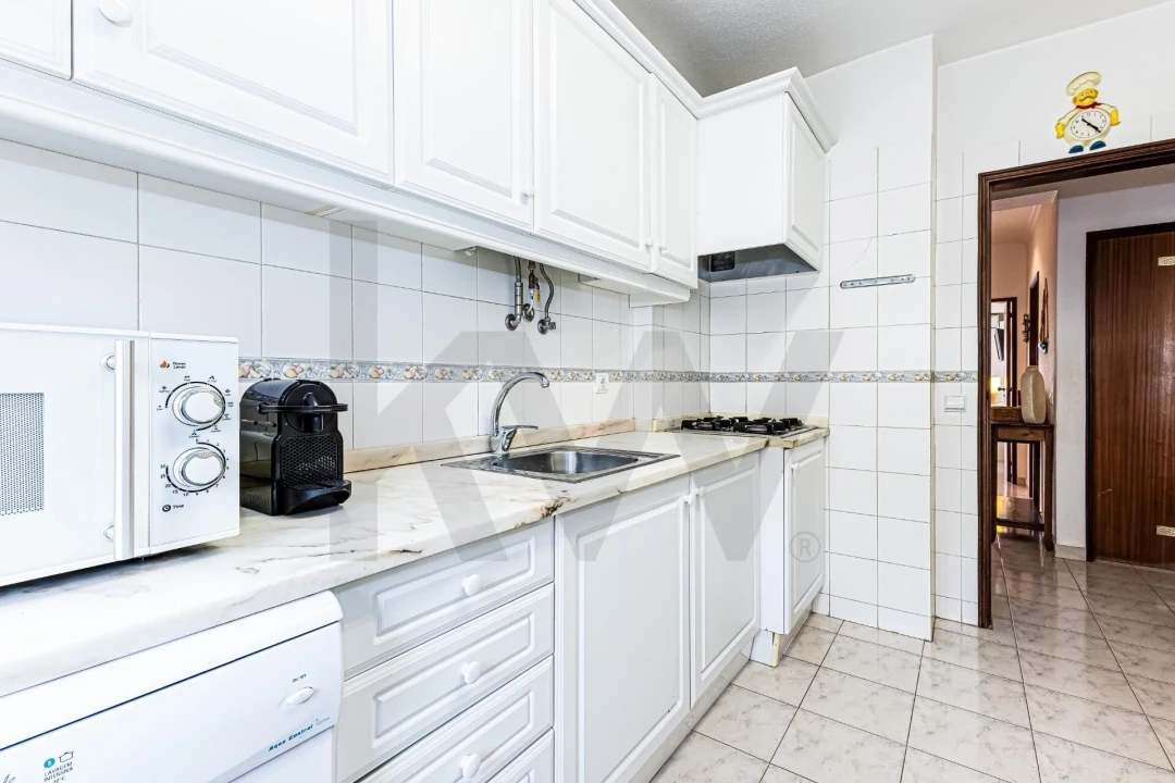 Apartamento T2 para Venda em Armação de Pera Foto 10