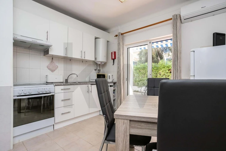 Apartamento T1 para Venda em Portimão Foto 11