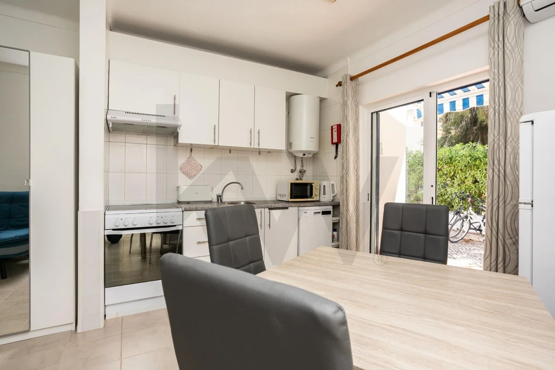 Apartamento T1 para Venda em Portimão Foto 7
