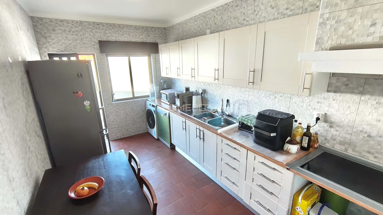 Apartamento T2 para Venda em Vendas Novas Foto 12