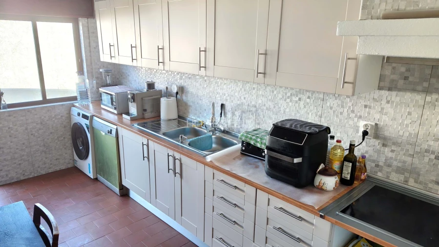 Apartamento T2 para Venda em Vendas Novas Foto 13