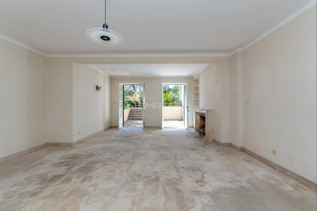 Moradia T8 para Venda em Penha de França Foto 28