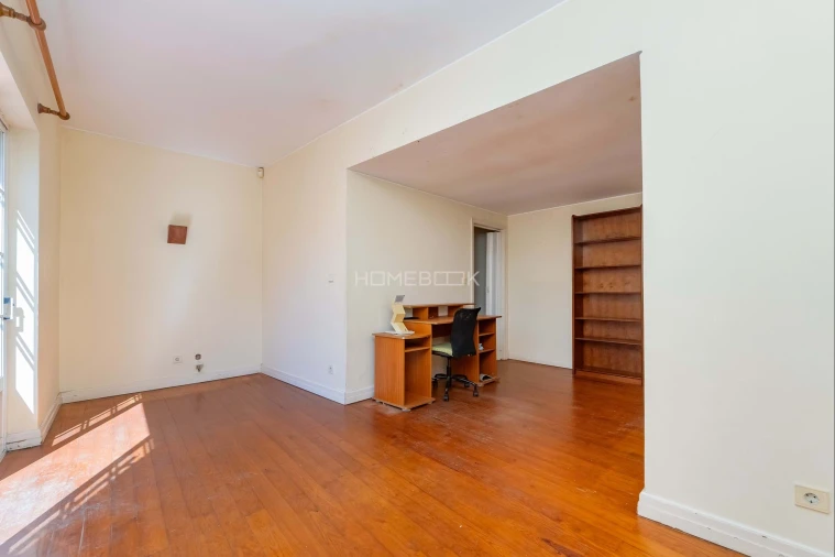 Moradia T8 para Venda em Penha de França Foto 33