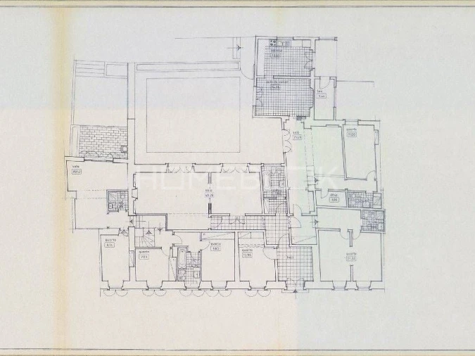Moradia T8 para Venda em Penha de França Foto 53
