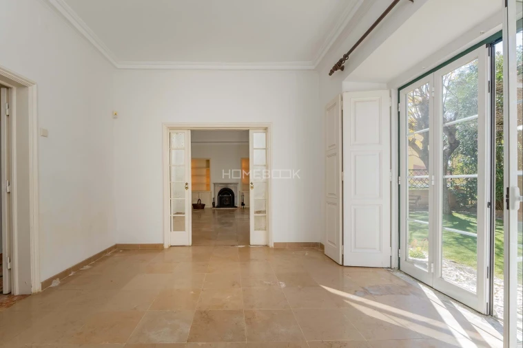 Moradia T8 para Venda em Penha de França Foto 15