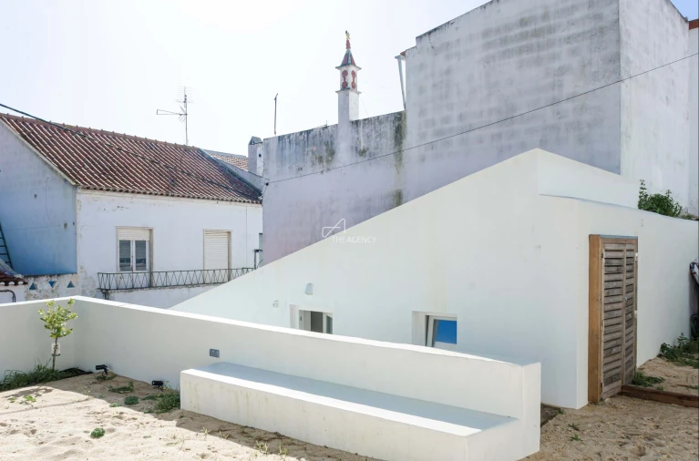 Moradia T3 para Venda em Santa Maria do Castelo e Santiago e Santa Susana Foto 36