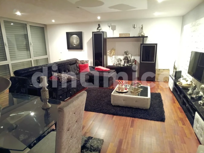 Apartamento T3 para Venda em Vilar de Pinheiro Foto 3