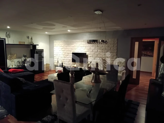 Apartamento T3 para Venda em Vilar de Pinheiro Foto 4