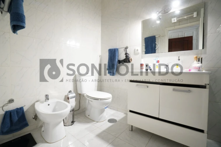 Apartamento T2 para Venda em Cidade da Maia Foto 7