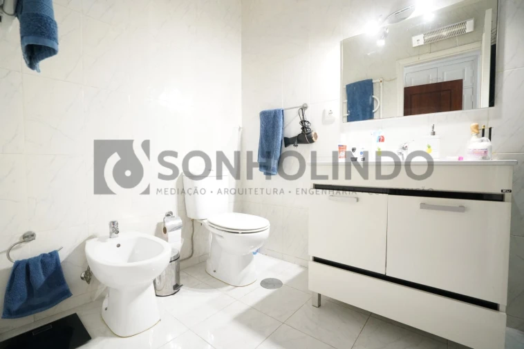 Apartamento T2 para Venda em Cidade da Maia Foto 14