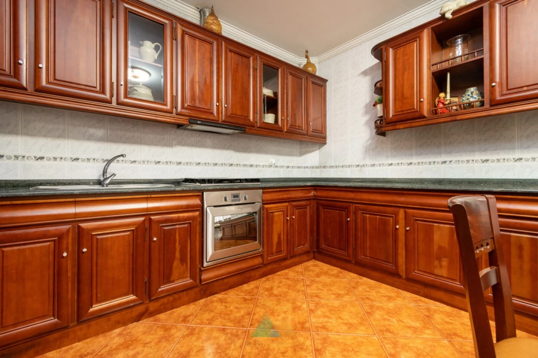 Moradia T5 para Venda em Real, Dume e Semelhe Foto 9