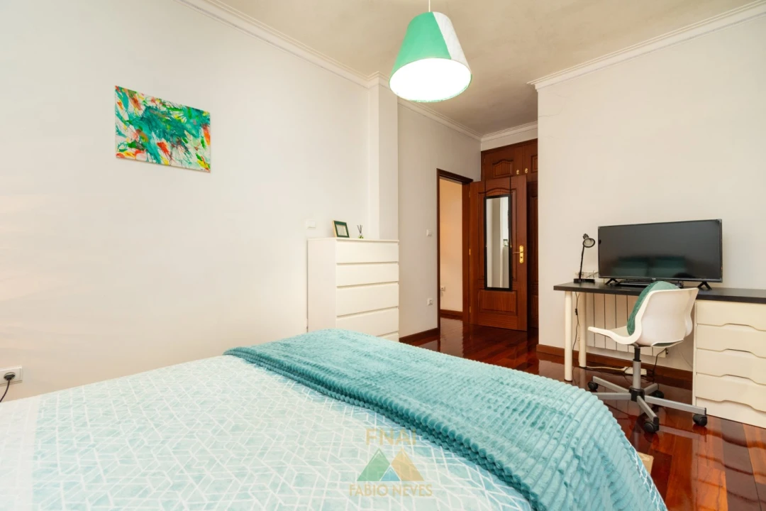 Moradia T5 para Venda em Real, Dume e Semelhe Foto 25