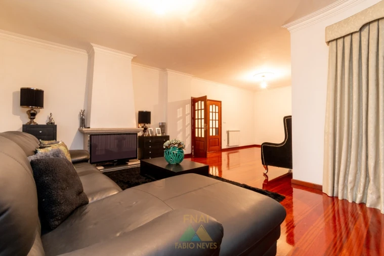 Moradia T5 para Venda em Real, Dume e Semelhe Foto 7