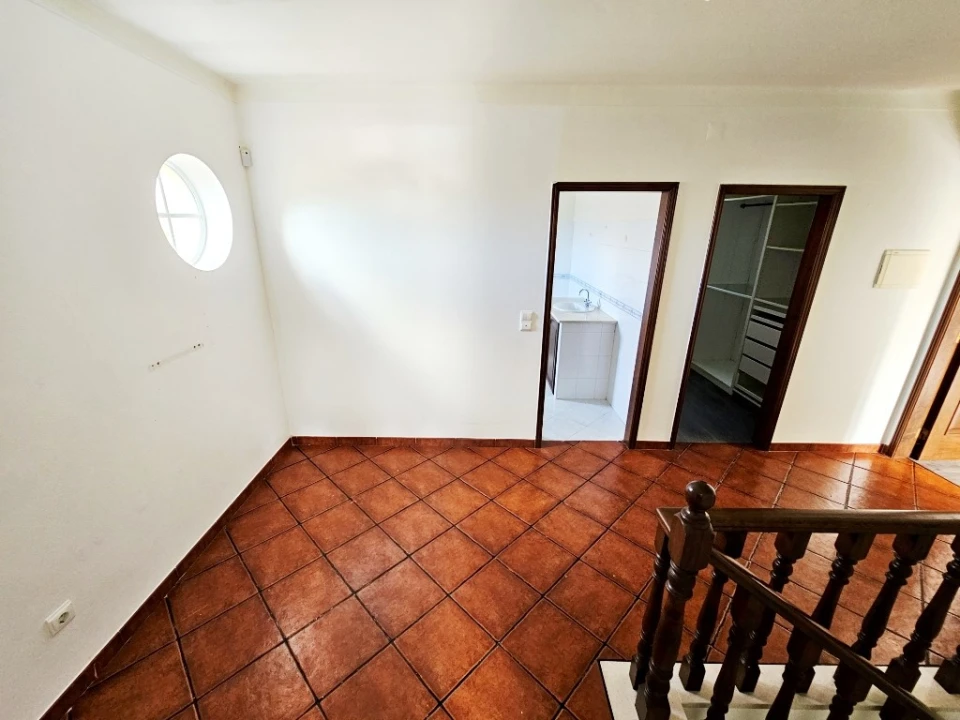 Moradia T4 para Venda em Ramalhal Foto 34